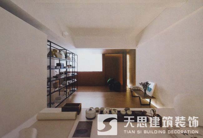 <a href=http://m.lianganren.com/ target=_blank class=infotextkey>合肥辦公室裝修</a>側(cè)面書架