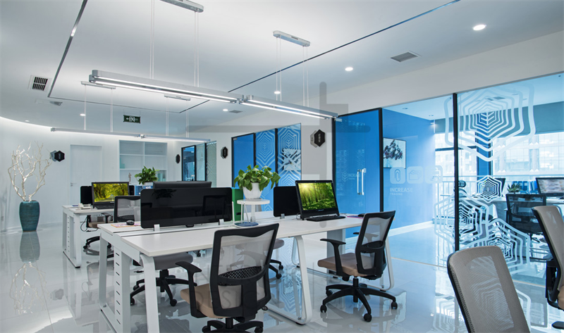 <a href=http://m.lianganren.com/ target=_blank class=infotextkey>合肥辦公室裝修</a>怎樣實現和諧的布局設計清爽自然